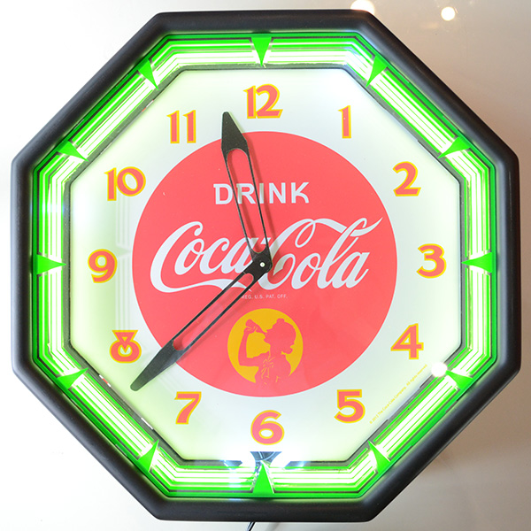 [送料無料] 壁掛け時計 Coca-Cola コカコーラ ネオンクロック(ブラック/グリーン)